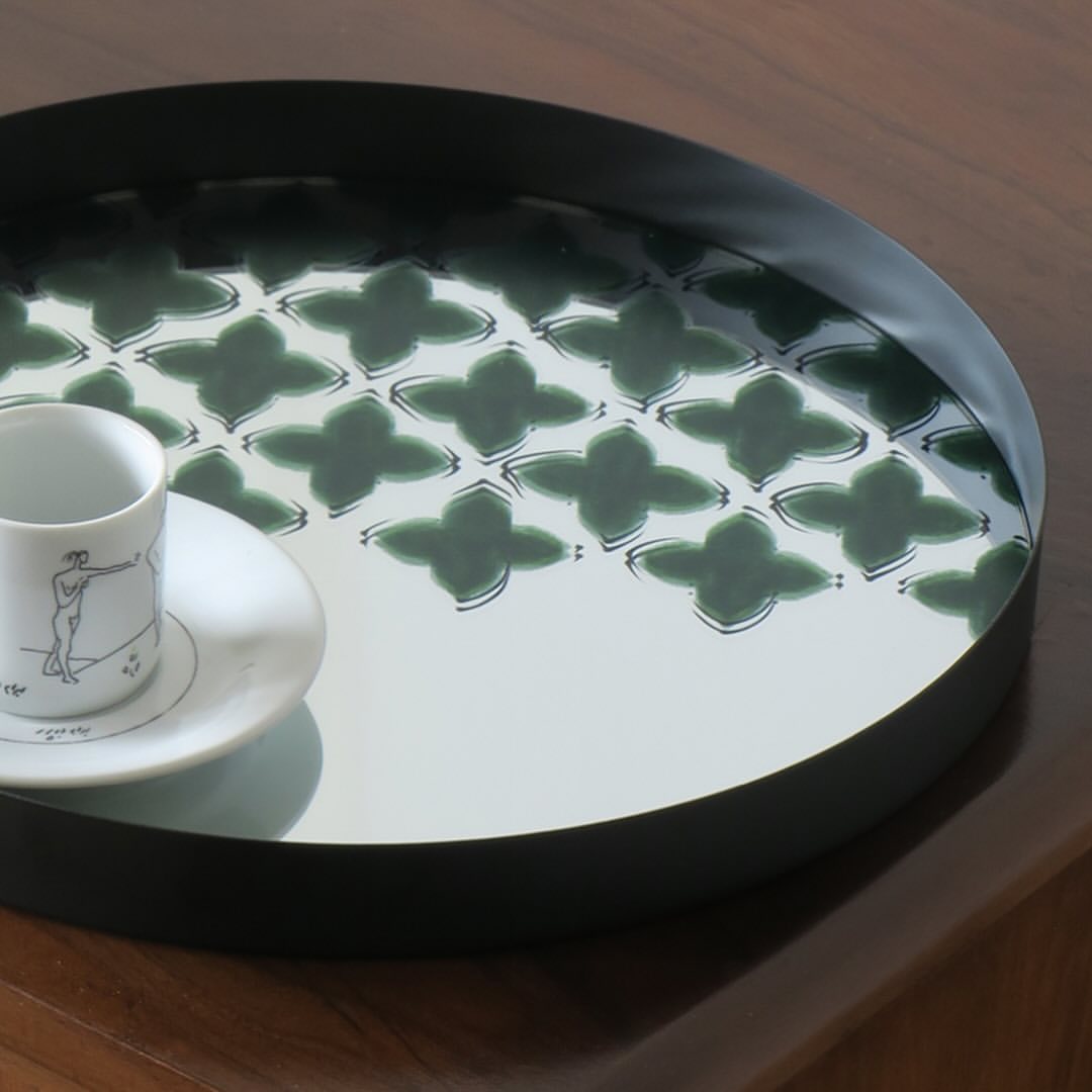 Patterned Mirror