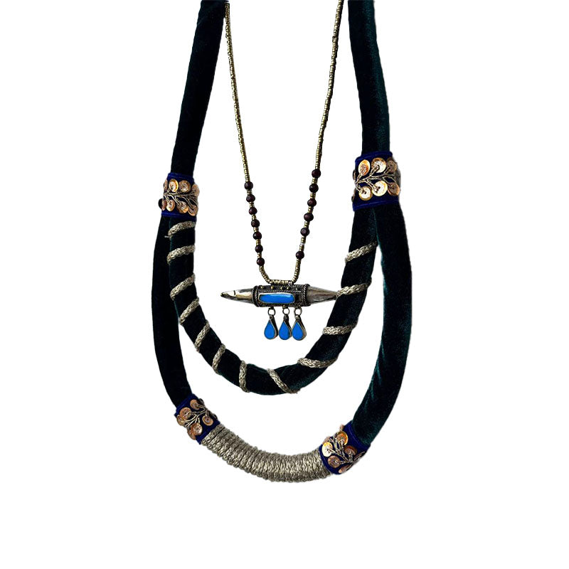 Neckless Yansa
