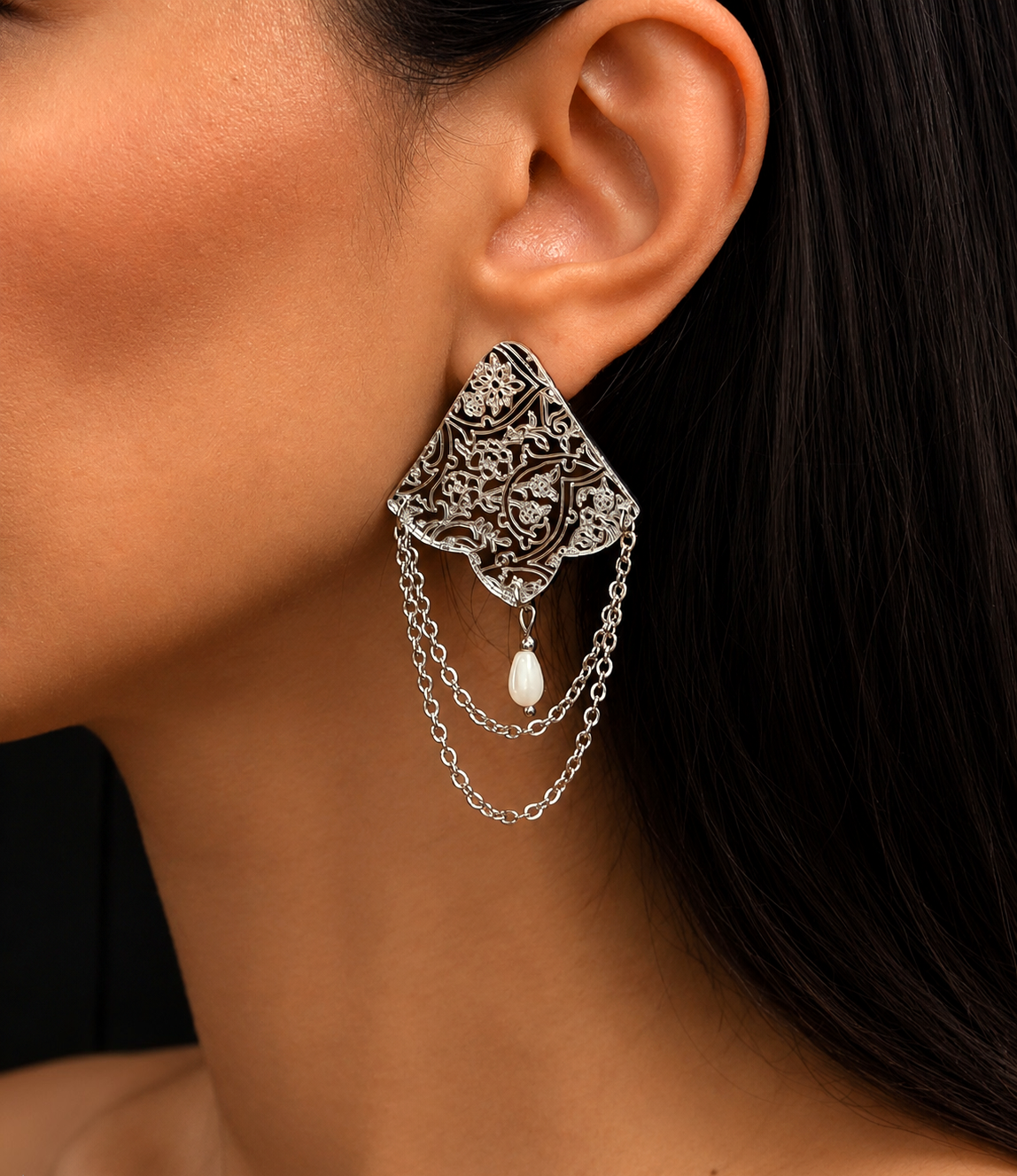 Delbar Earrings